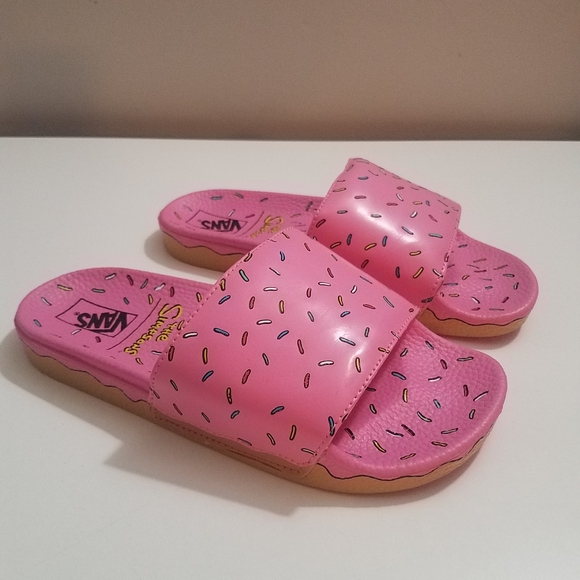 simpsons donut vans